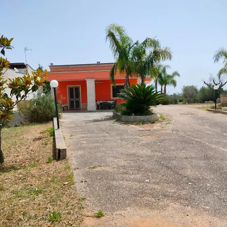Holiday home Villetta Immersa Nel Verde Galatone
