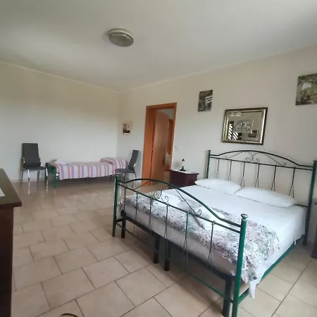 Holiday home Villetta Immersa Nel Verde